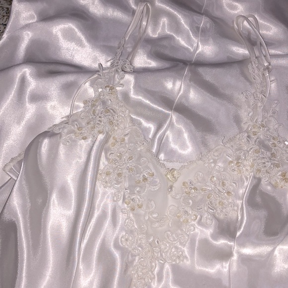 California Dynasty Vintage lingerie - Picture 4 of 5